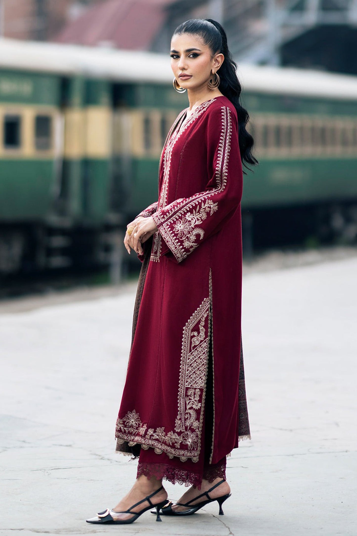 CF1108-Winter Jazmin 3PC Dhanak Embroidered Suit
