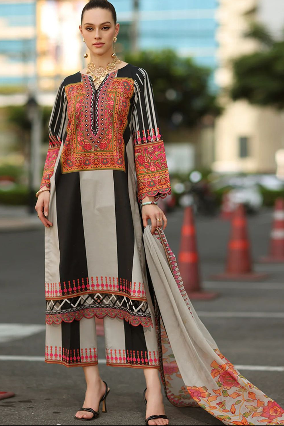 3-PC Unstitched Printed Lawn Collection