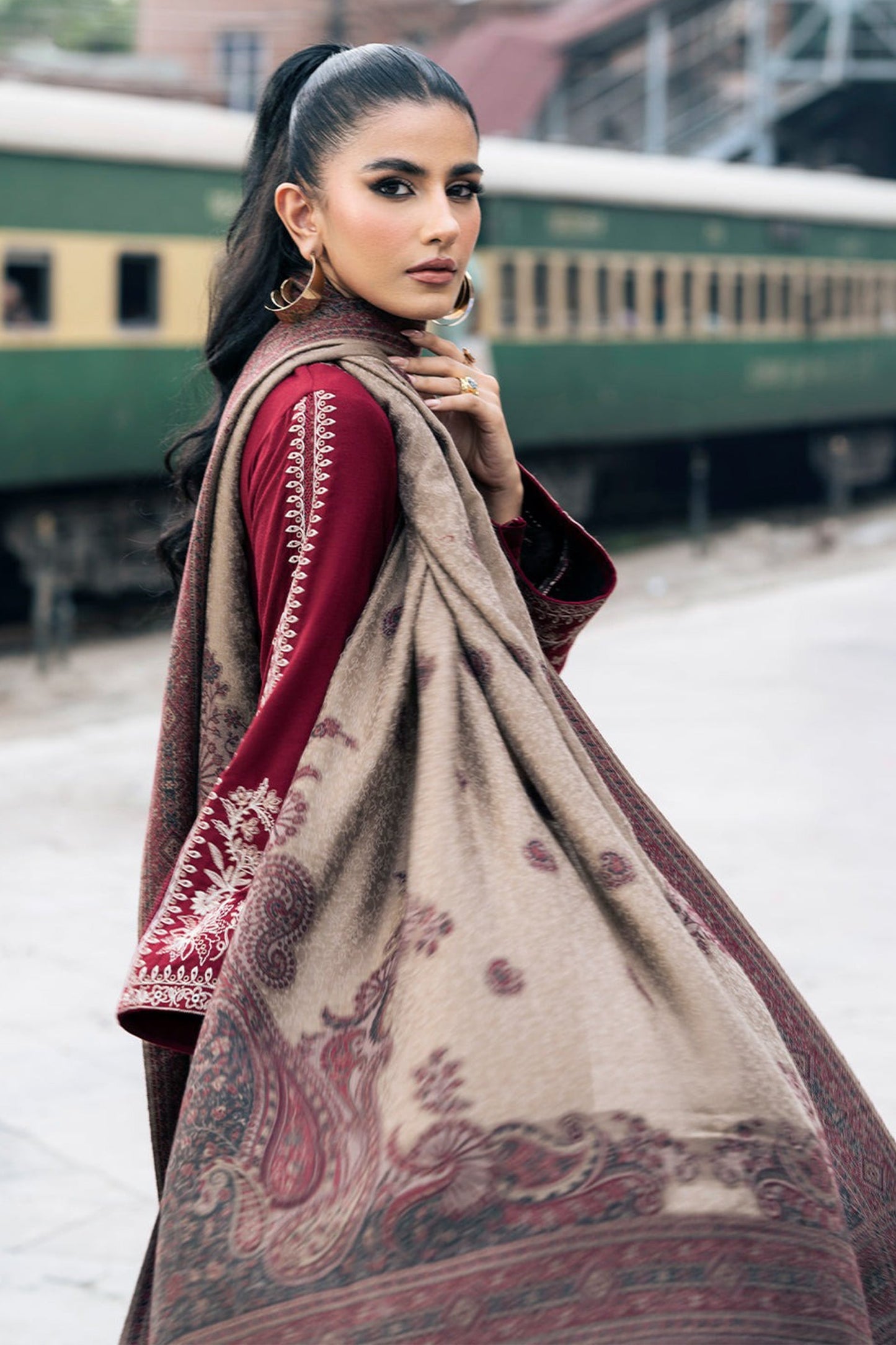 CF1108-Winter Jazmin 3PC Dhanak Embroidered Suit