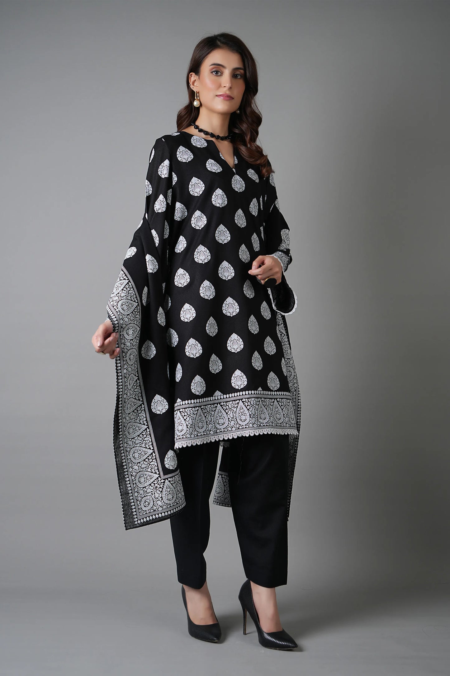 CF1227 - Winter 3PC Karandi Digital Print Dress