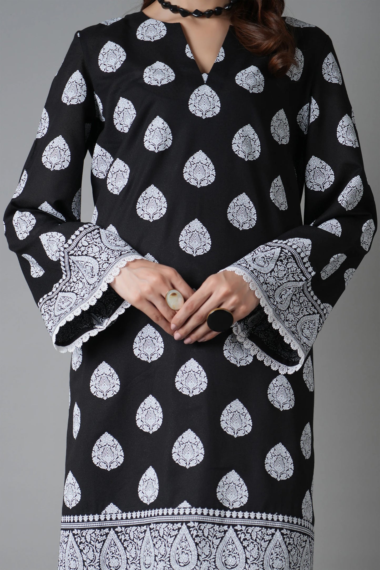 CF1227 - Winter 3PC Karandi Digital Print Dress