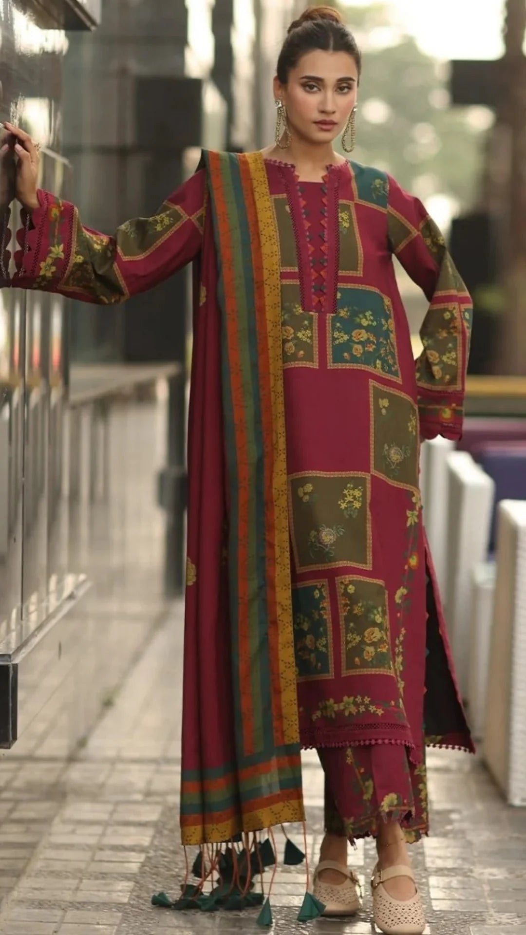 CF1232 Winter 3PC Karandi Digital Print Dress