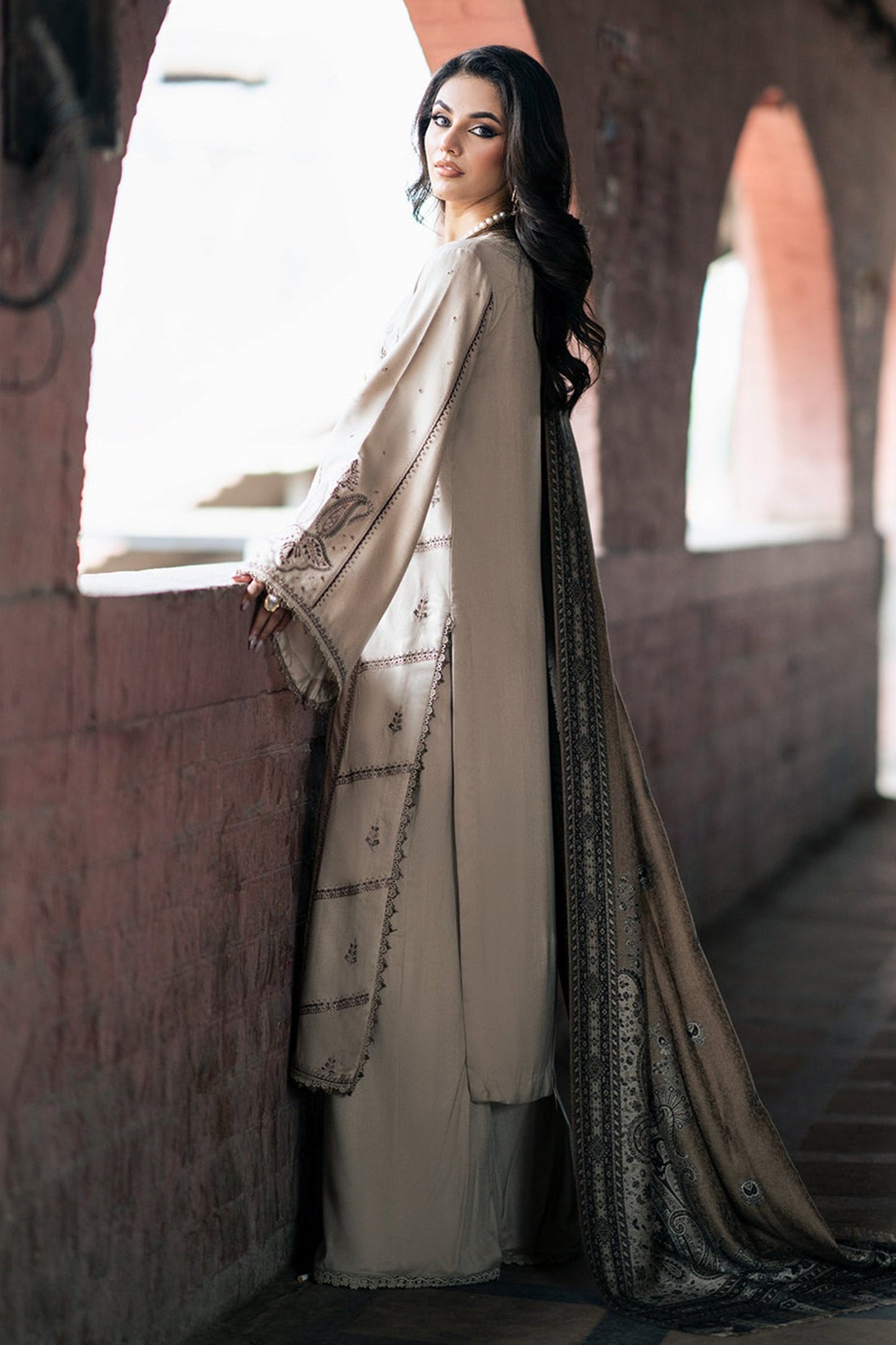 CF1117-Winter  Jazmin 3PC Dhanak Embroidered Suit -