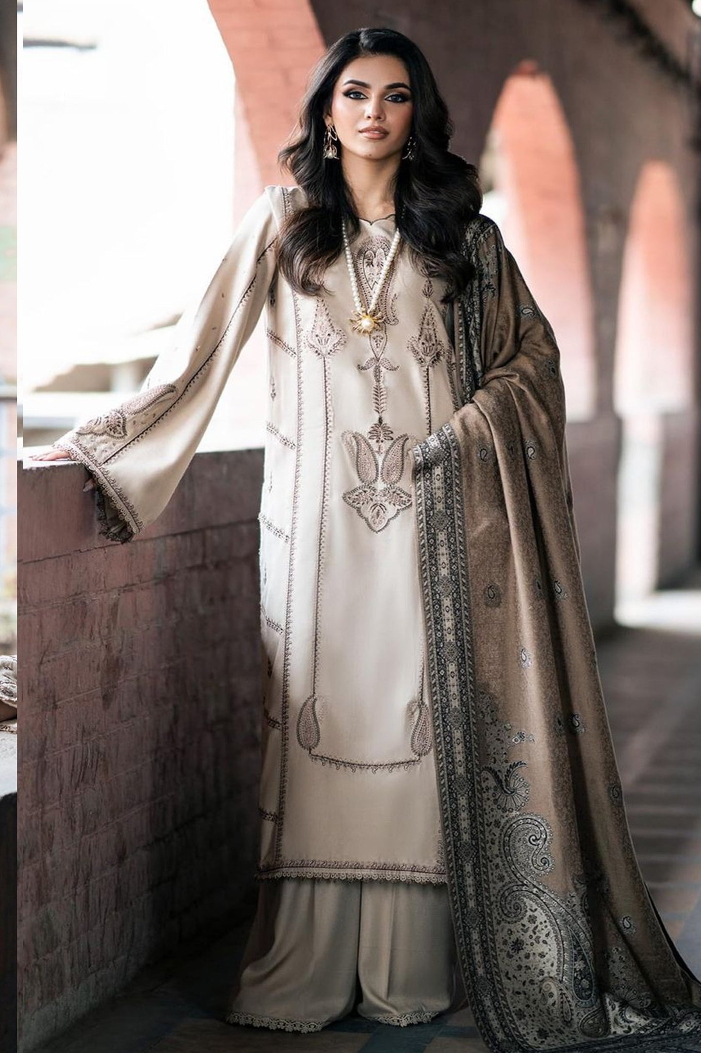 CF1117-Winter  Jazmin 3PC Dhanak Embroidered Suit -