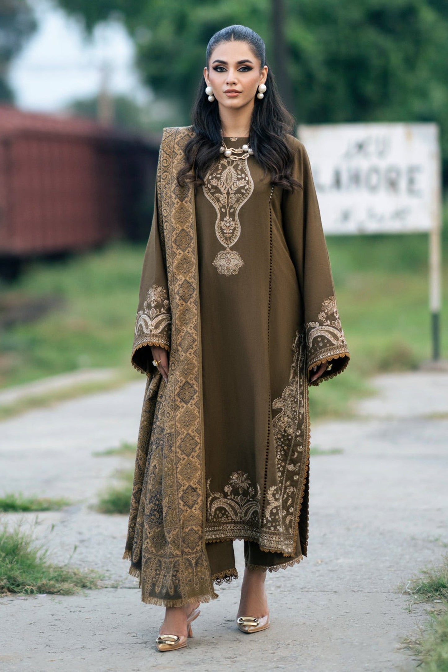 CF1116 - Winter  Jazmin 3PC Dhanak Embroidered Suit