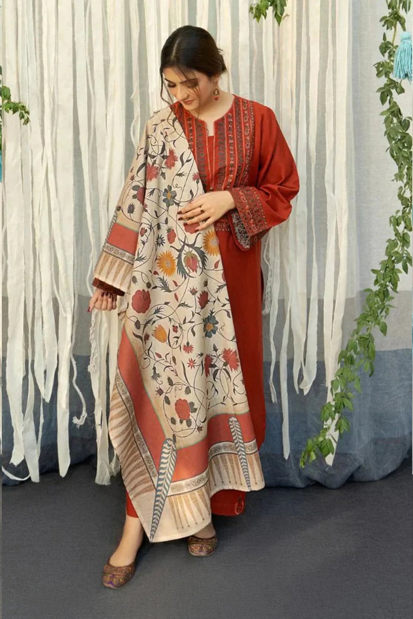 CF914 -WINTER 3PC Dhanak Embroidered suit with Printed Shawll