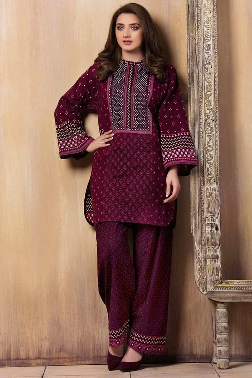 CF015-Laj wanti 2Pc Embroidered Lawn Suite With Fully Embroidered trouser & Patches