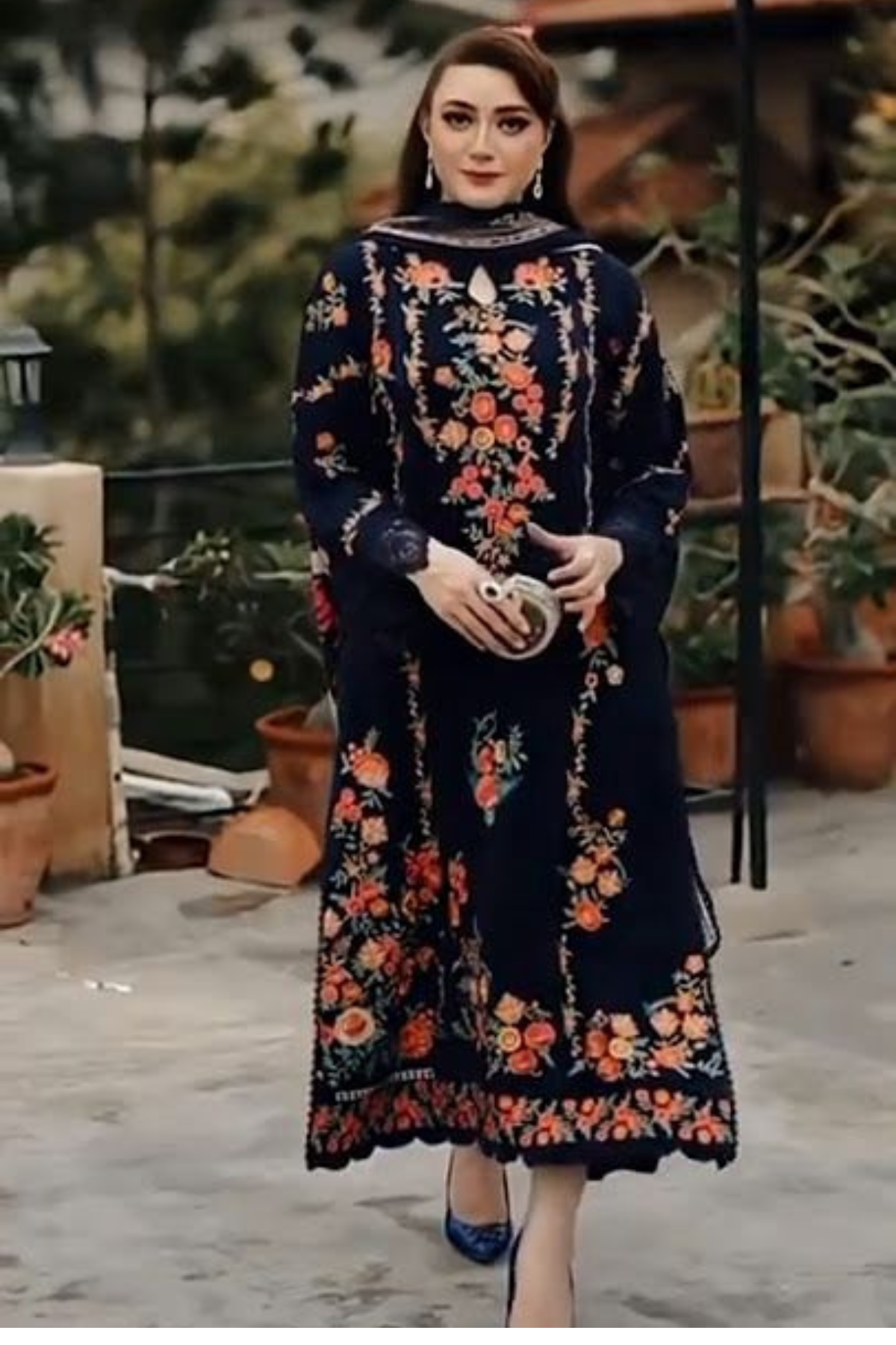 CF1251 UNSTITCHED WINTER BATIK-3PC DHANAK EMBROIDERED SHIRT WITH COURTRAI PRINTED SHAWL Regular